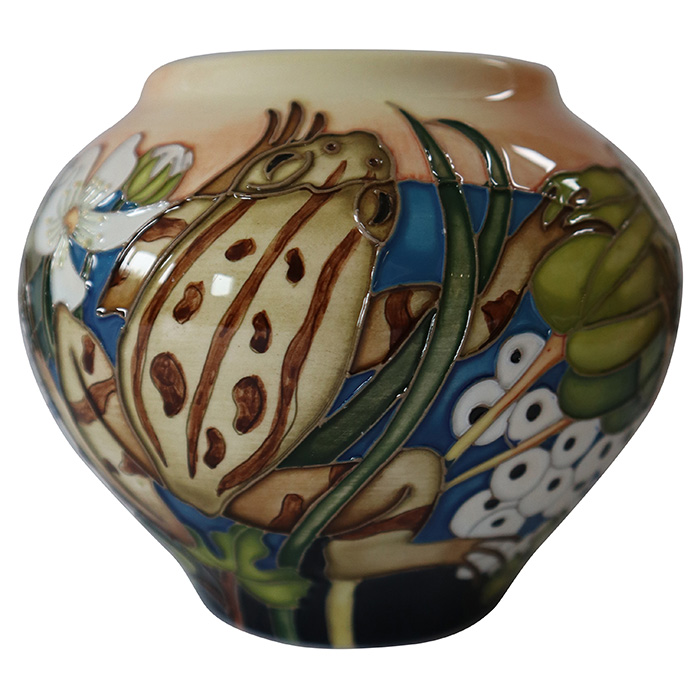 Wildlife Pond - Vase